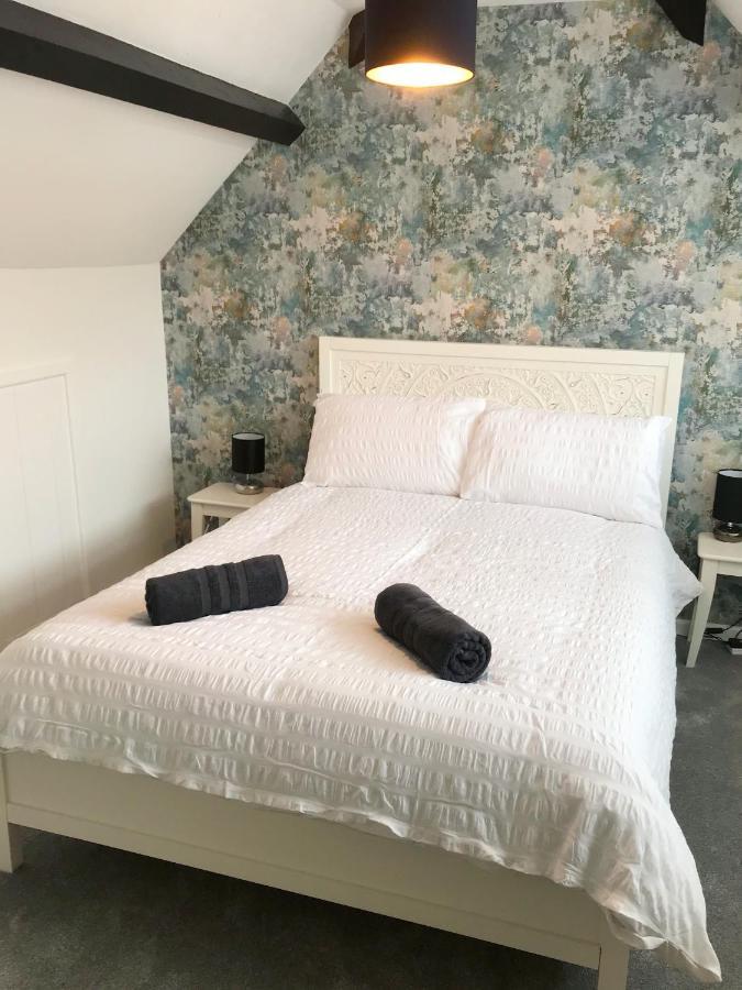 The Beach Hut - 1 Bedroom Apartment Near The Beach Bournemouth Bagian luar foto