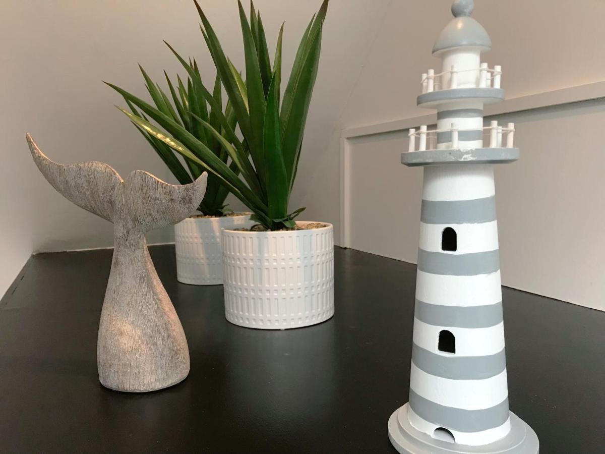 The Beach Hut - 1 Bedroom Apartment Near The Beach Bournemouth Bagian luar foto
